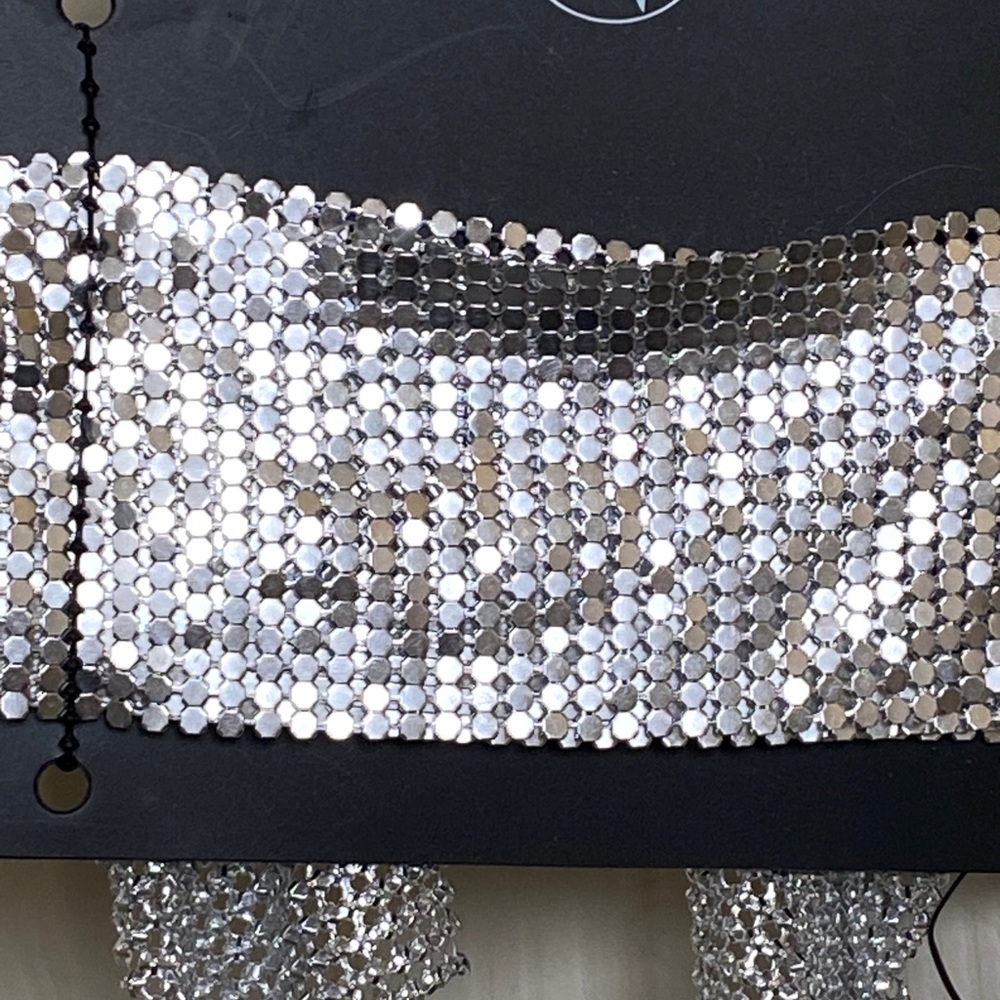 Forever 21 Brand new never worn with tag Silver Metal Fashion Scarf - Picture 3 of 6